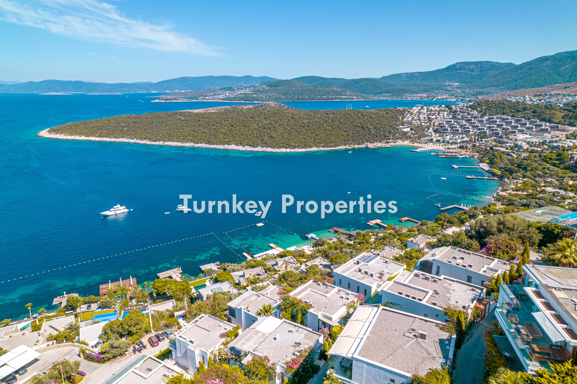 Türkbükü Hebil Koyu’nda Eşsiz Manzaralı, Denize Sıfır Satılık 4+1 Daire