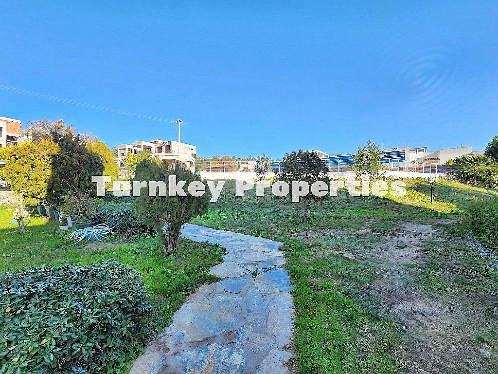 Dörttepe'de Satılık Bahçe Katı – Doğa ile İç İçe Yaşam, Yüksek Kira Getirisi