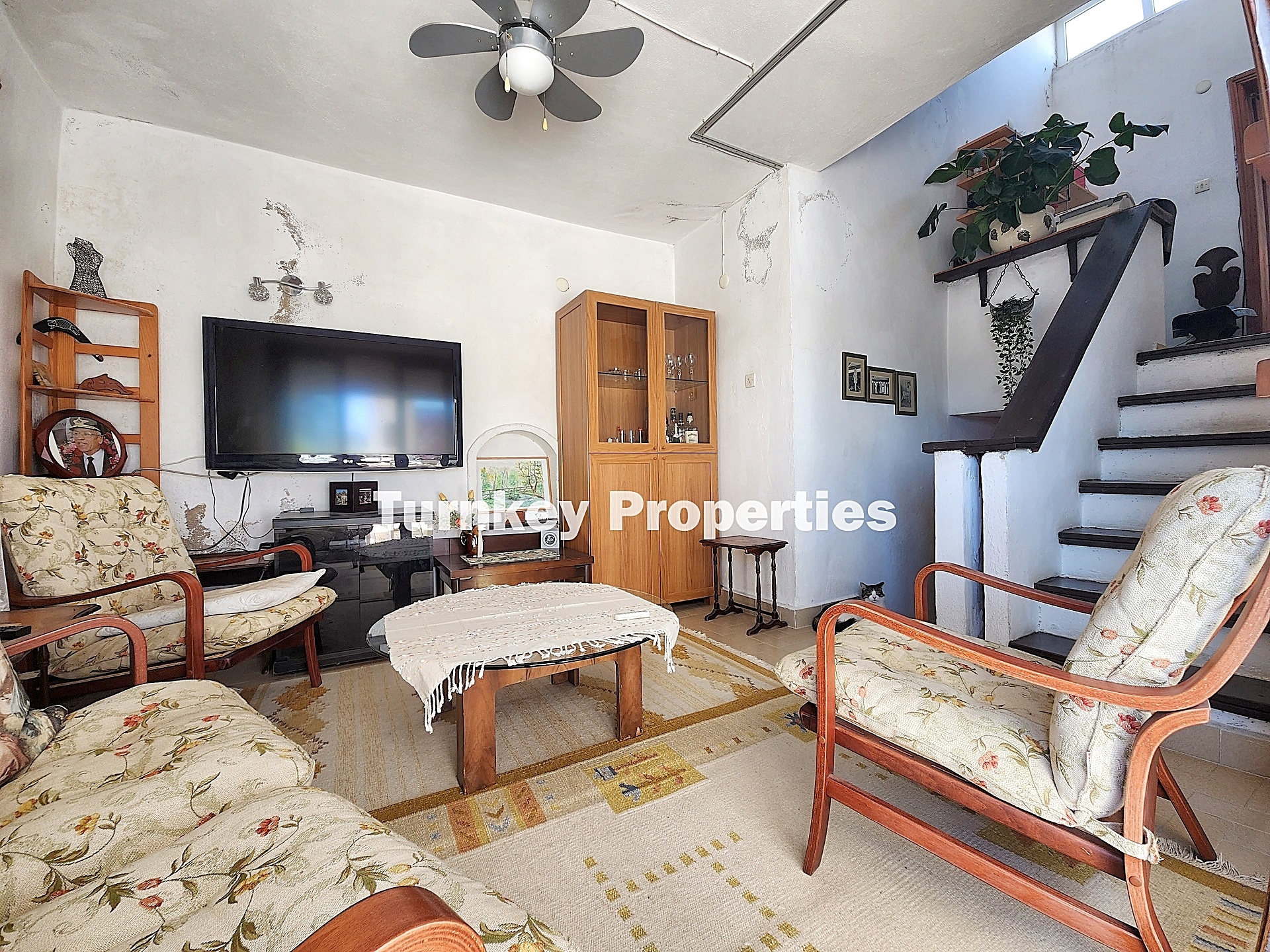 Bodrum Bitez Aktur Sitesi Satılık 3+2 Villa Deniz Manzaralı Bahçe