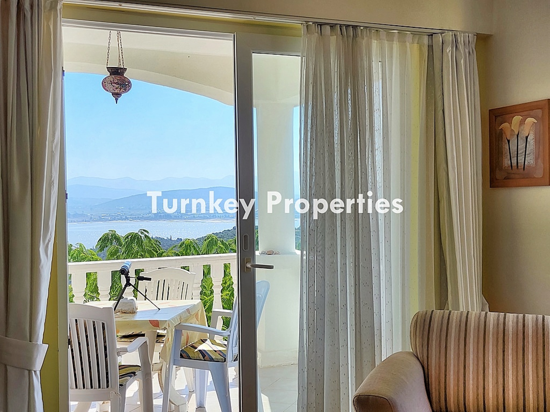 Boğaziçi Satılık Daire Flamingo Gölü Manzaralı Site İçinde