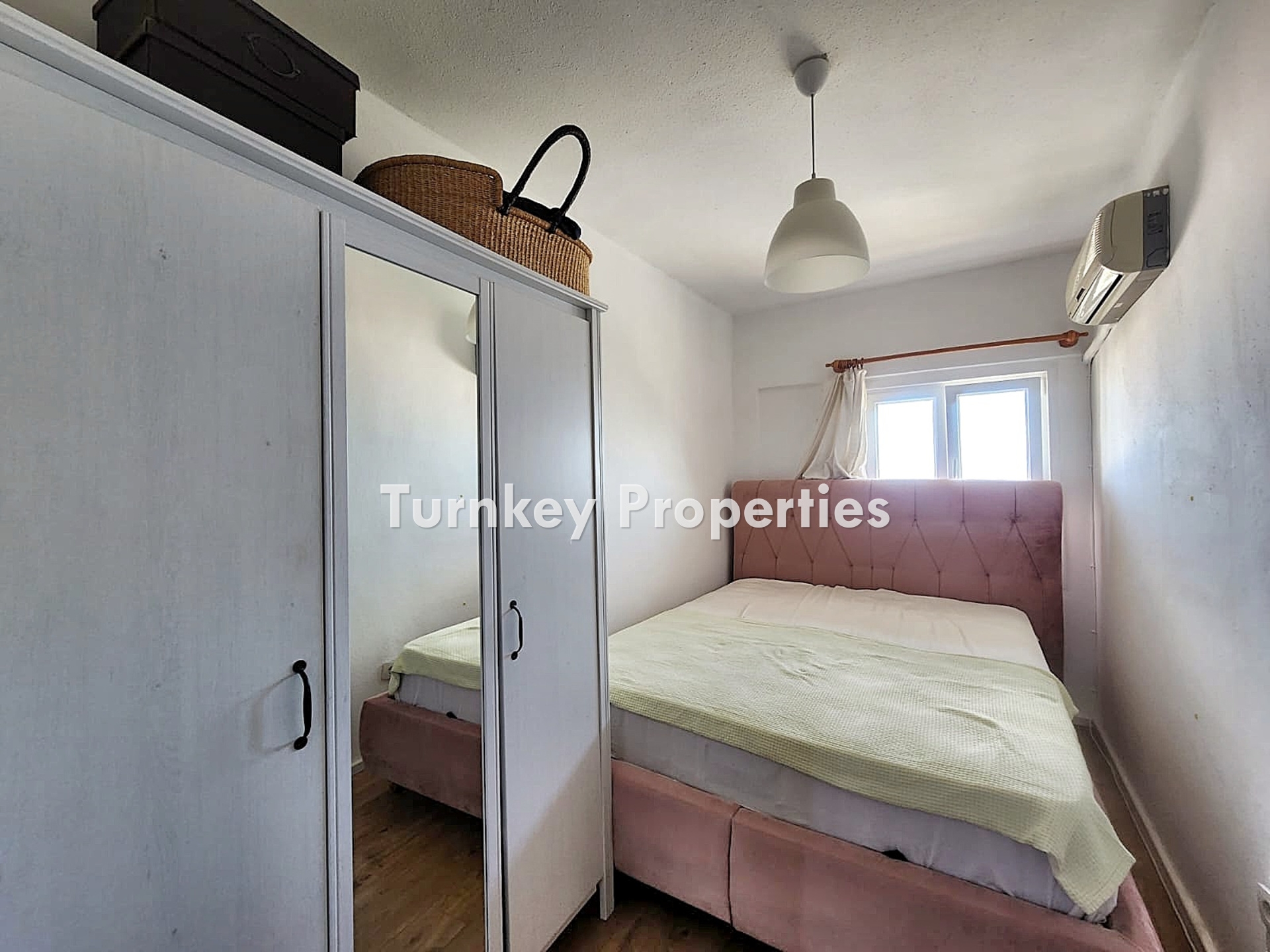 Bodrum, Gündoğan Satılık Villa | Bahçeli ve Deniz Manzaralı