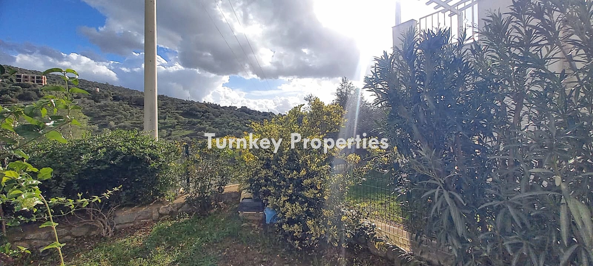 Dörttepe Satılık Bahçe Katı Daire Site İçinde Sakin Yaşam