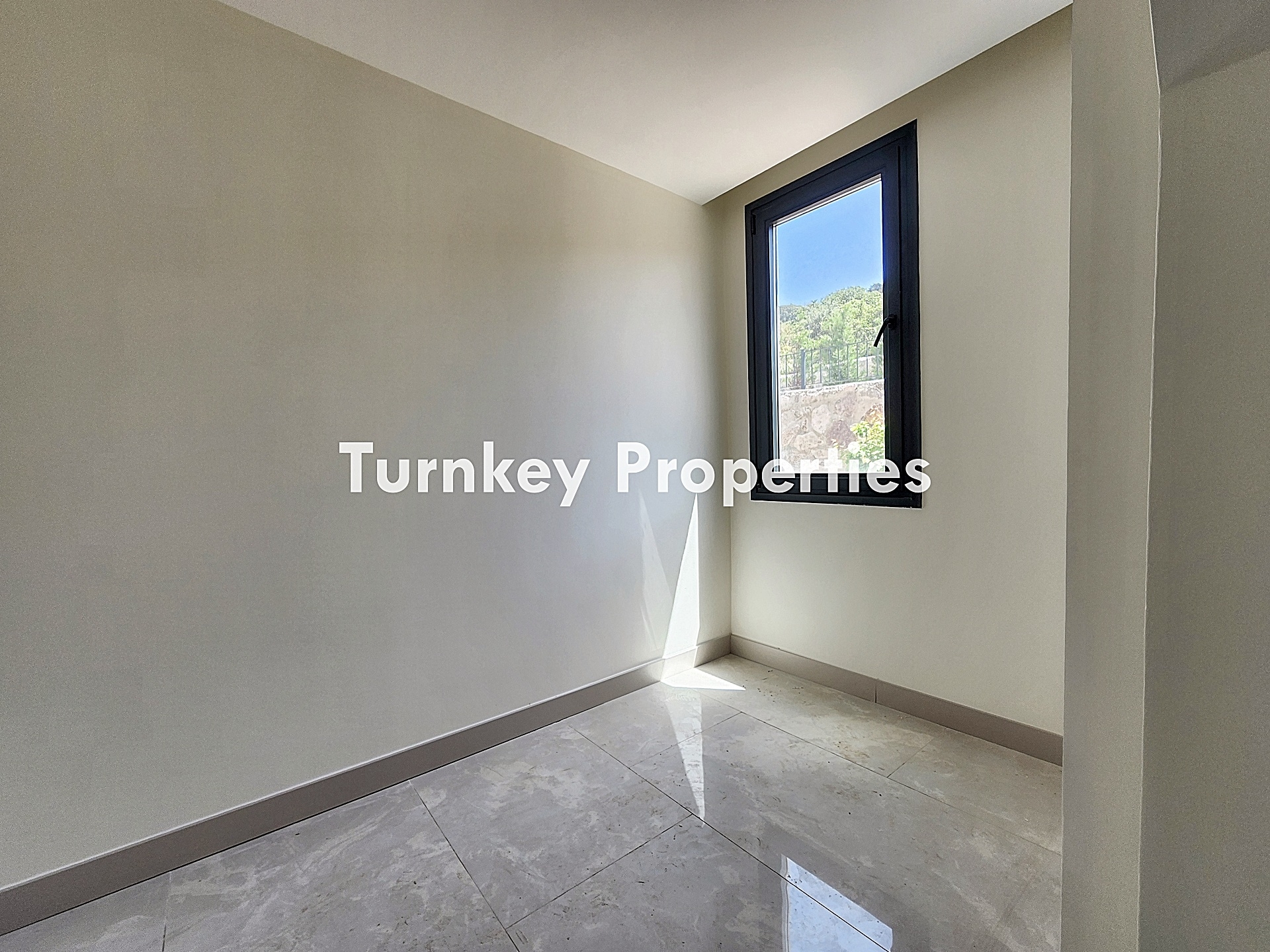 Gündoğan Küçükbük Satılık Villa Modern Mimari Özel Havuz