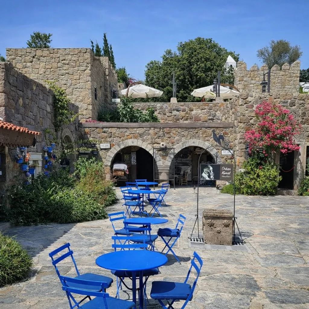 Bodrum’un Sanat Dolu Noktası - Dibeklihan Kültür ve Sanat Köyü