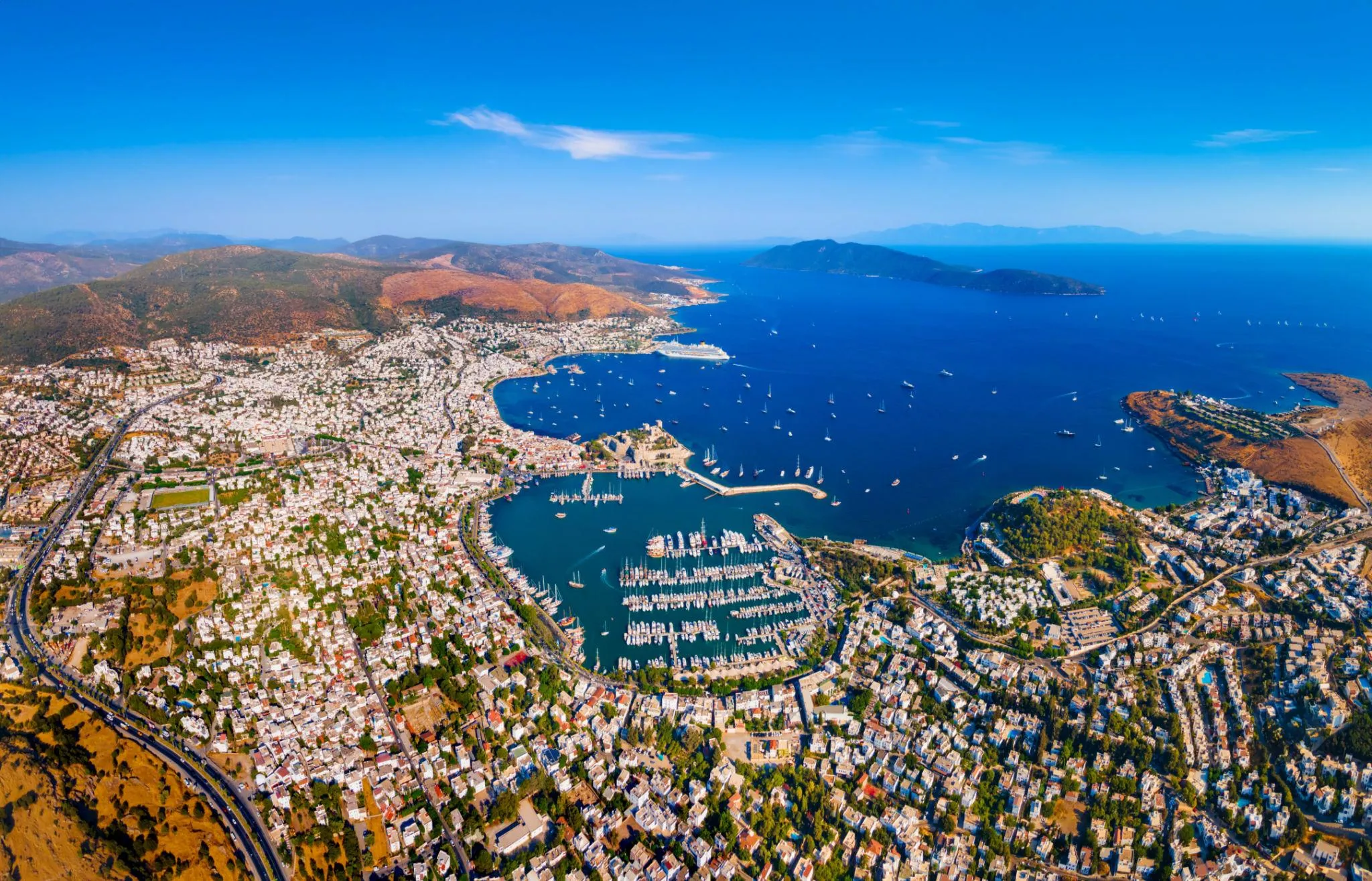 Bodrum’da Ev Satın Alırken Dikkat Edilmesi Gerekenler: Doğru Yatırım İçin 10 Kritik Nokta