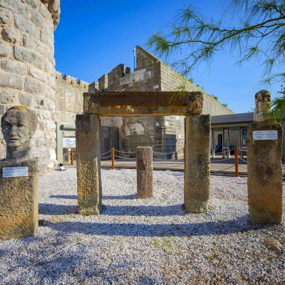 Tarih, Kültür ve Mimarinin Buluştuğu Eşsiz Bir Yapı - Bodrum Kalesi