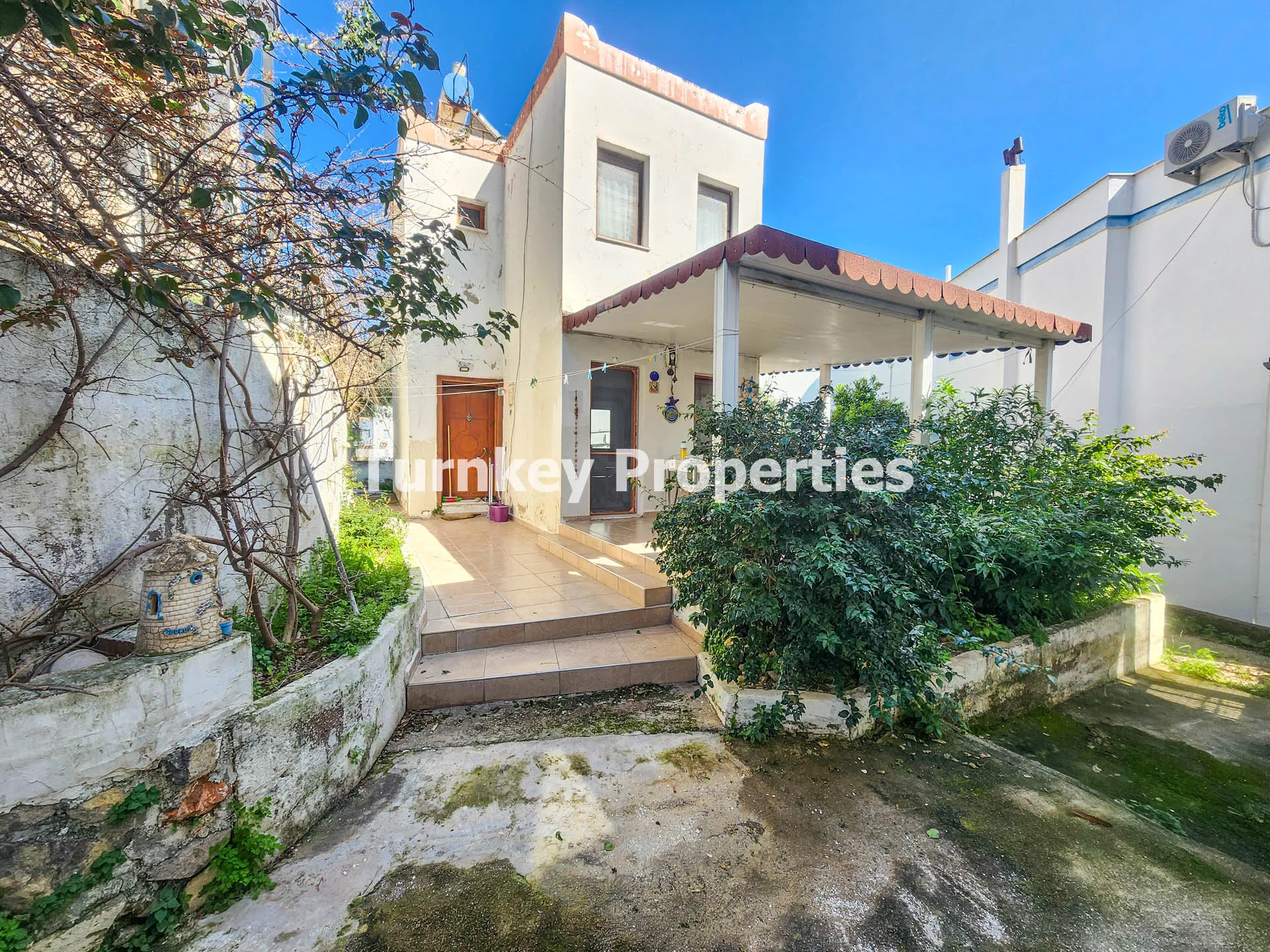 Akyarlar Karaincir’de Denize 300 Metre Müstakil Villa Fırsatı