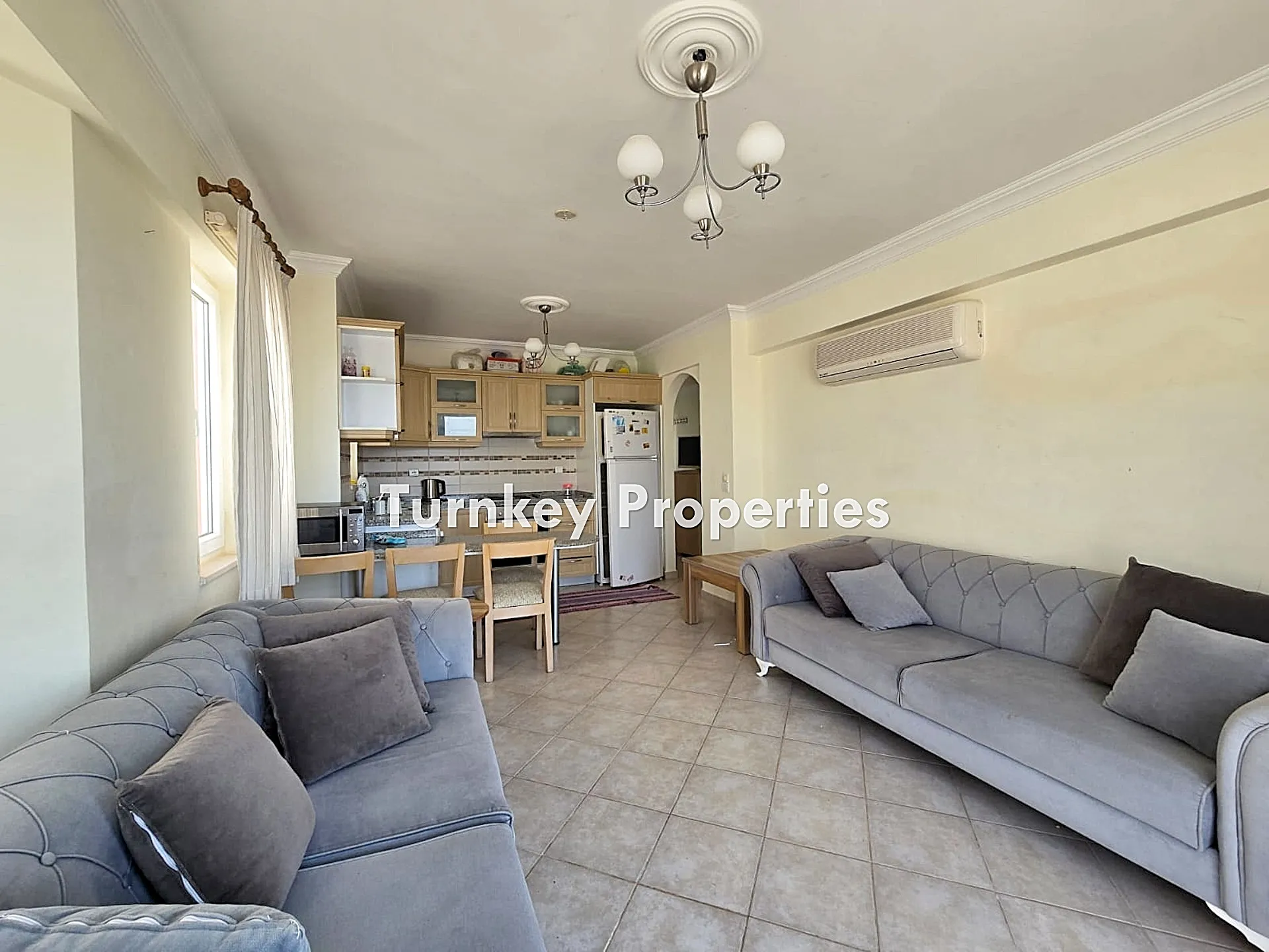 Tuzla’da Göl ve Yeşil Dokuya Açılan 75 m² Net Daire