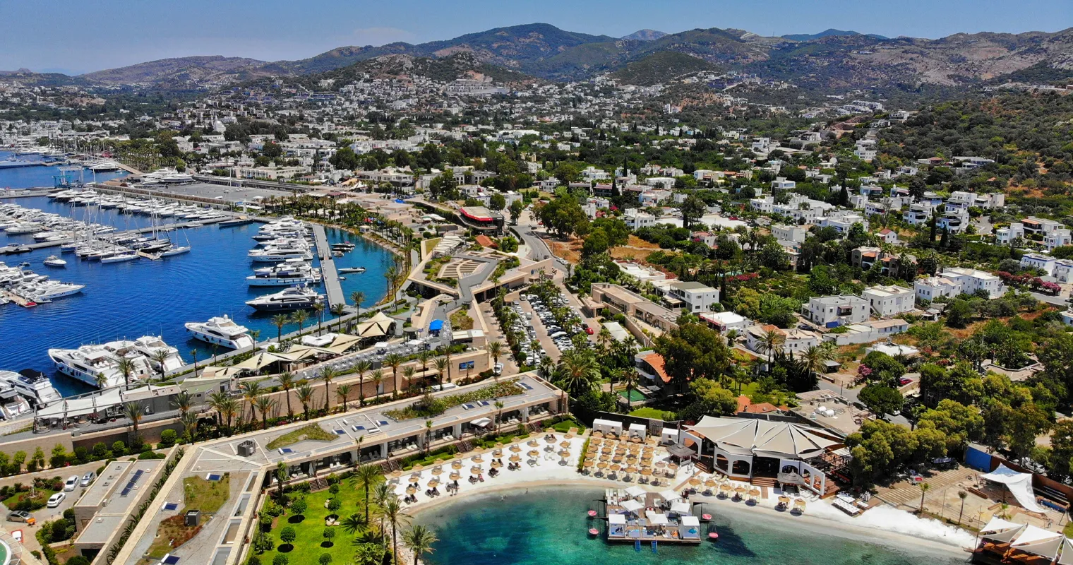 Yalıkavak’ta Doğa ile İç İçe Yazlık Yaşam: Neden Tercih Edilmeli?